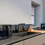 Host4u - Beautiful 56 In Center Piazzale Arnaldo Apartment *