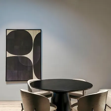 Residenza 56 - - By Host4u Brescia