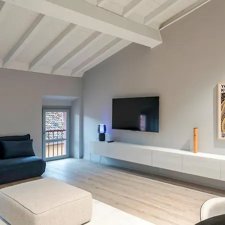 Residenza 56 - - By Host4u * Brescia