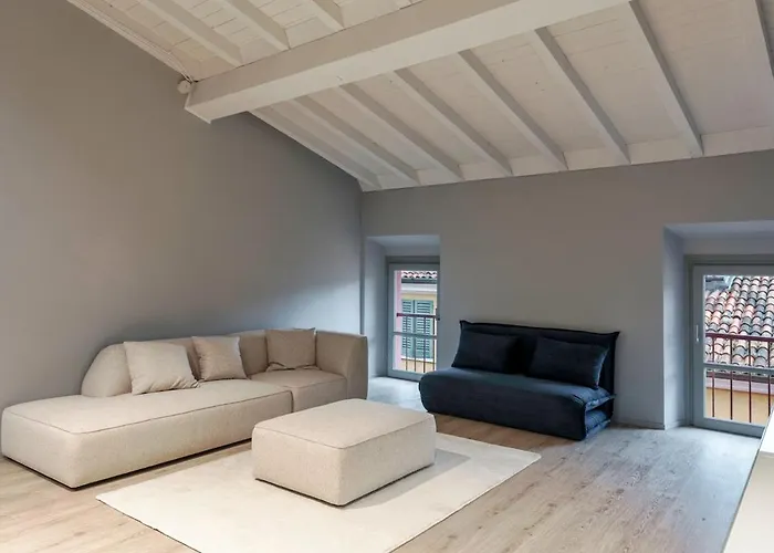 Apartment Host4u - Beautiful 56 In Center Piazzale Arnaldo